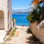 Villa Dalmatinka - 20m From The