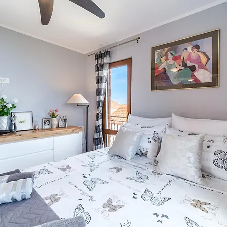 Βίλα Dalmatinka - 20m From The *